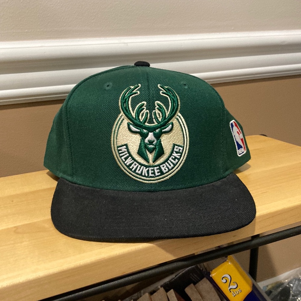 Milwaukee Bucks SnapBack